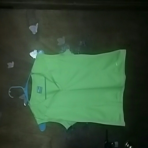 Nike shirt - Picture 3 of 4